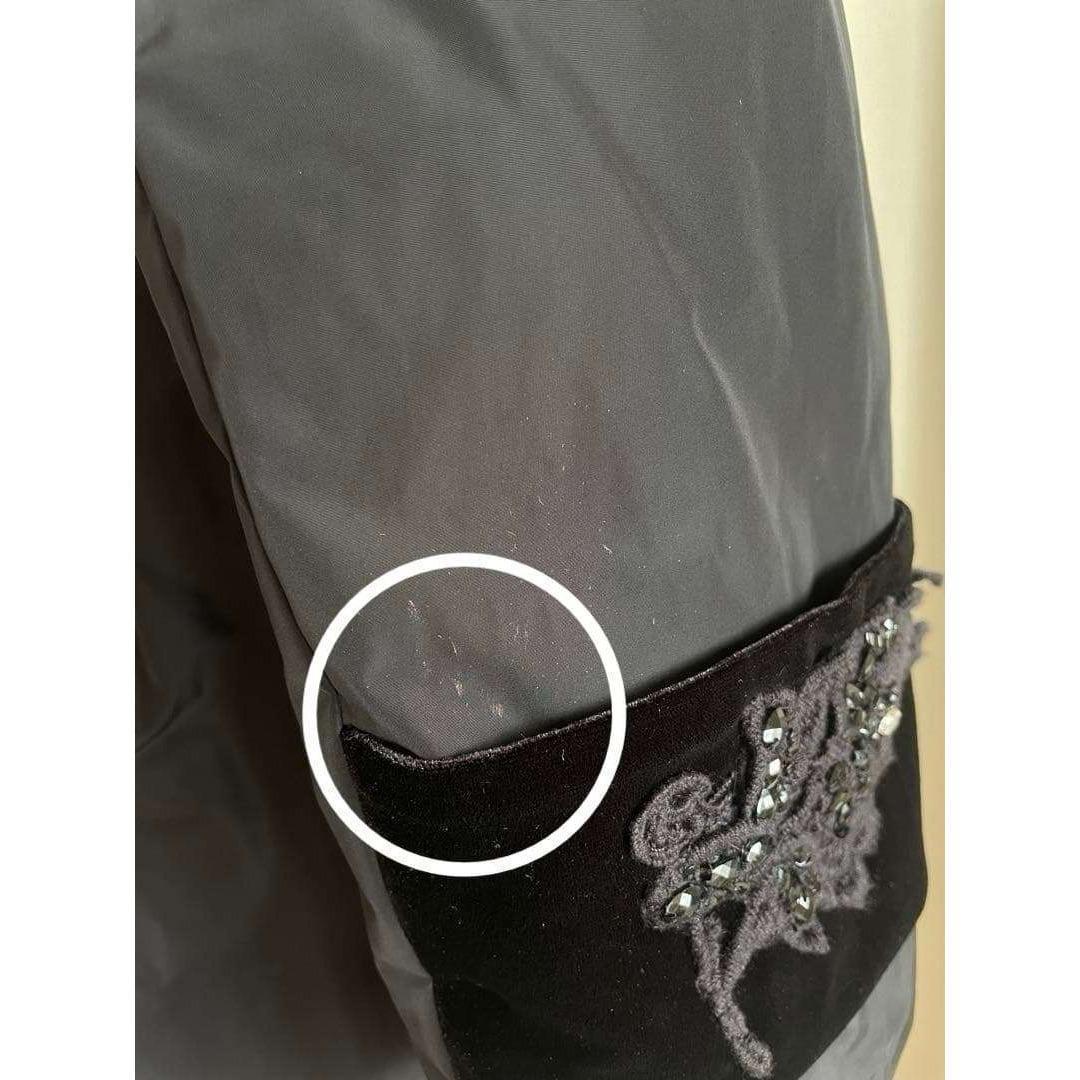 スーパービューティー　レース　フード付きビジューダウンコート　サイズ40