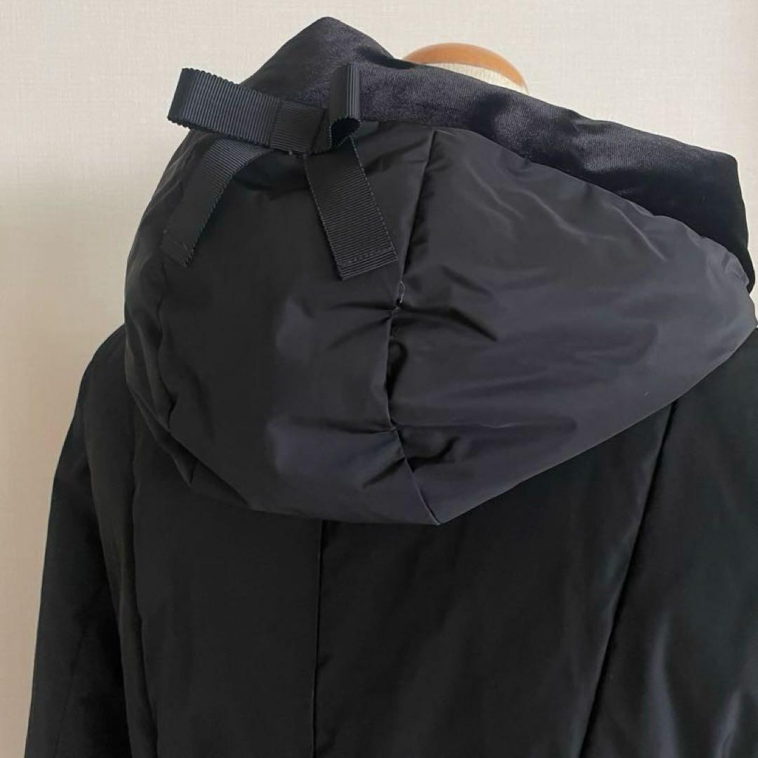 スーパービューティー　レース　フード付きビジューダウンコート　サイズ40