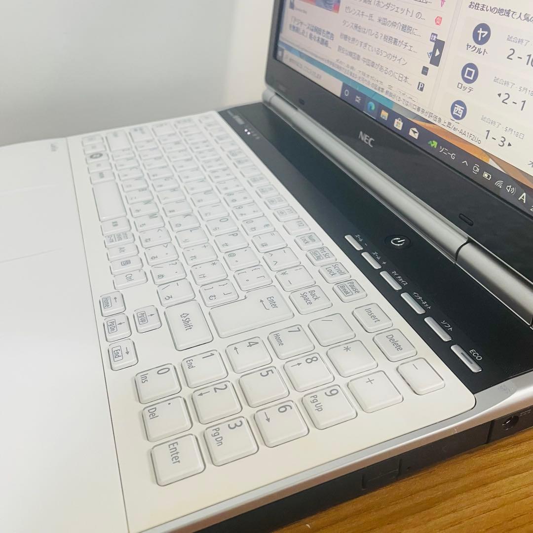 美麗ホワイトNEC i5ノートPC SSDwin11 オフィスブルーレイDVD