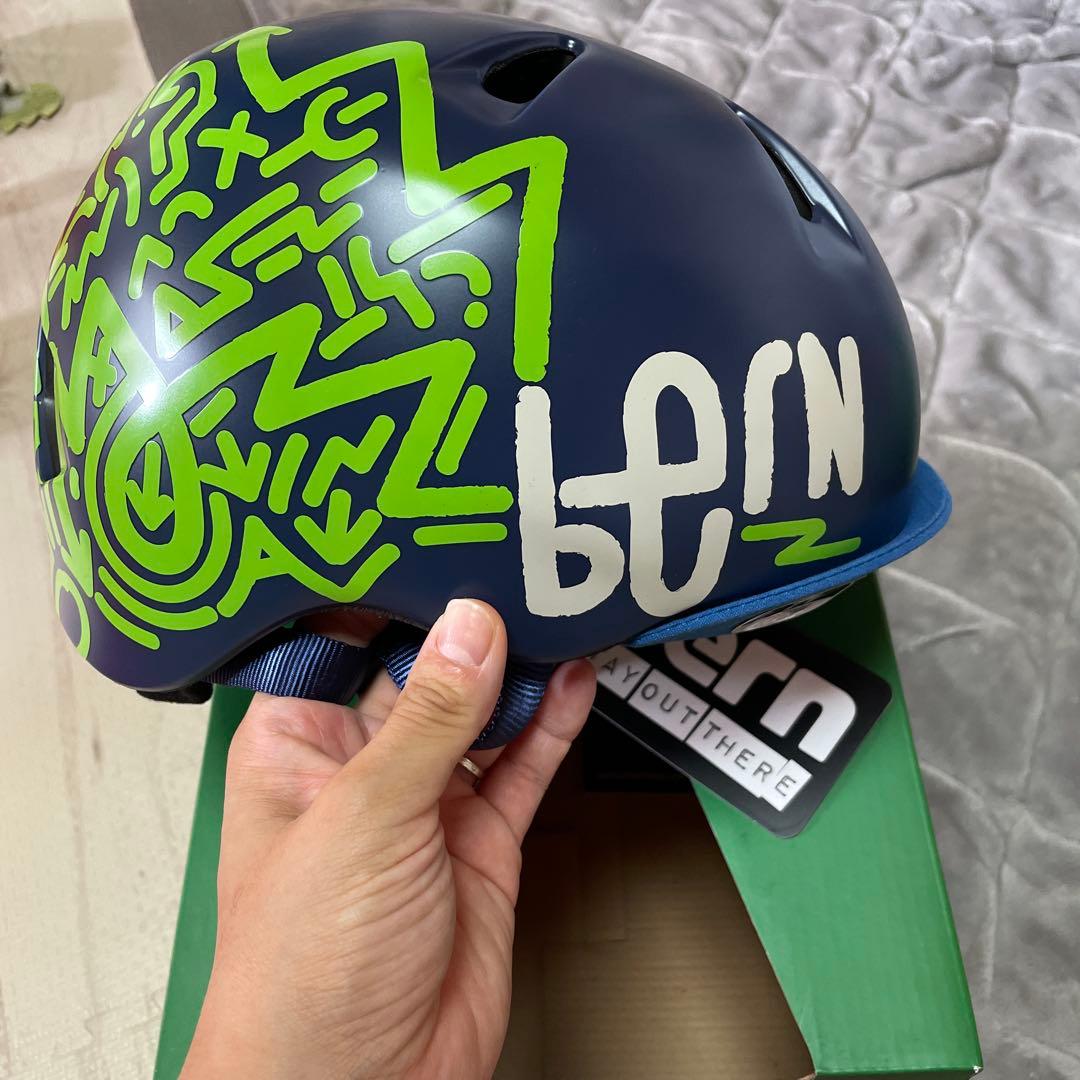 【新品未使用】bern ヘルメット S-M