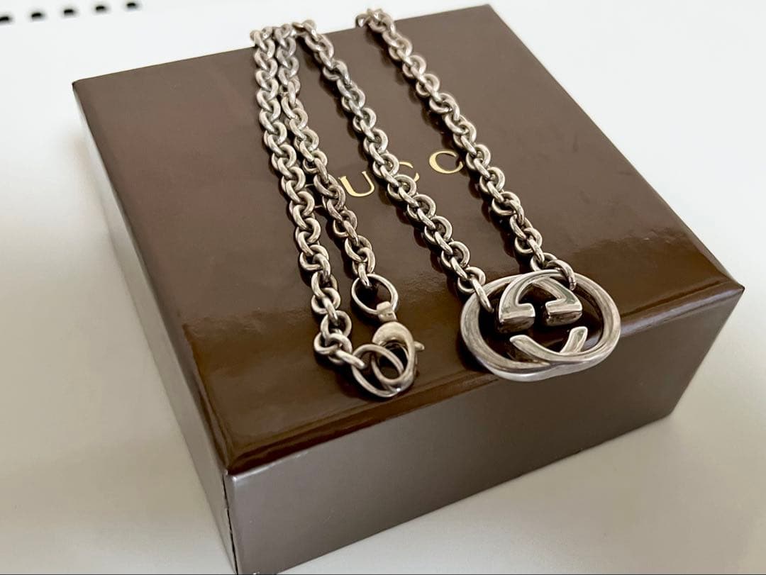 GUCCI ロゴチェーンネックレス 箱付き