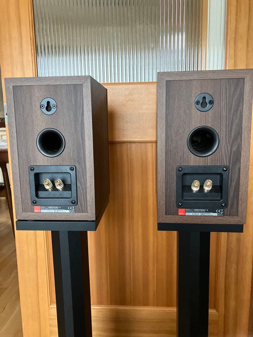 DALI OBERON 1 ハヤミ　スピーカースタンドセット