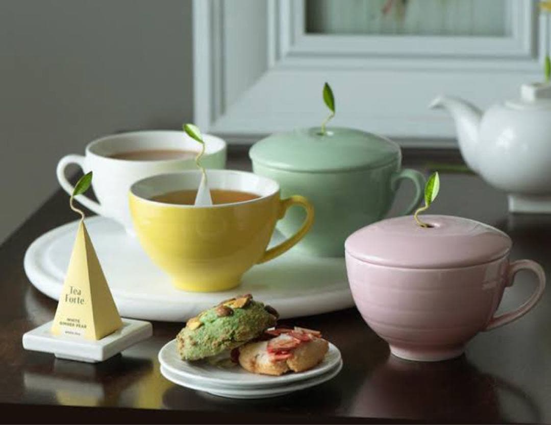 未開封♡ティーフォルテ　紅茶20個　カフェカップ＆ティートレイ　レアカラー