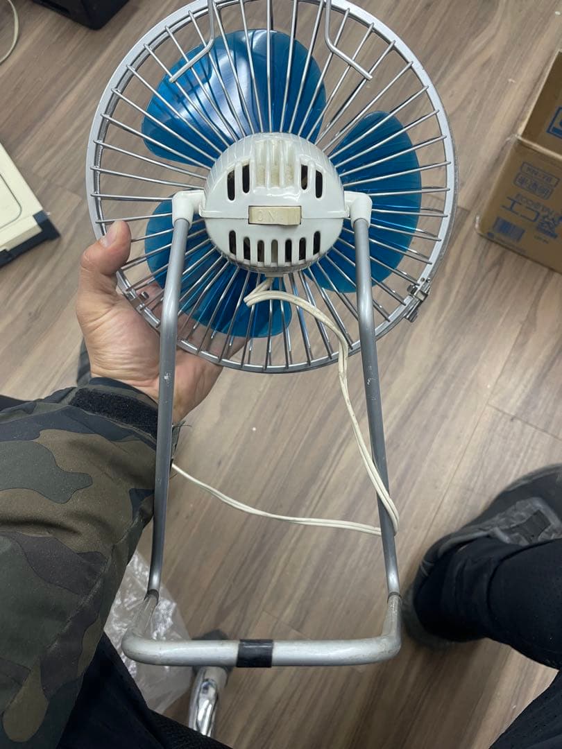 卓上扇風機 F-20A1 スタンド式 青い羽根　ナショナル