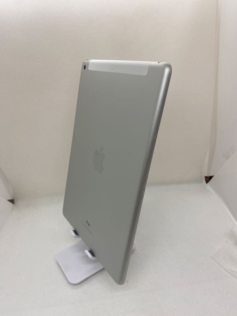 iPad 第7世代 32GB SIMフリー 30502