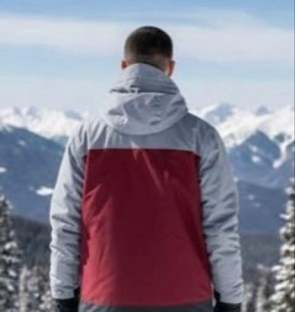 スノーボードウエア　686 シックスエイトシックス　着脱フリース付き　ジャンパー