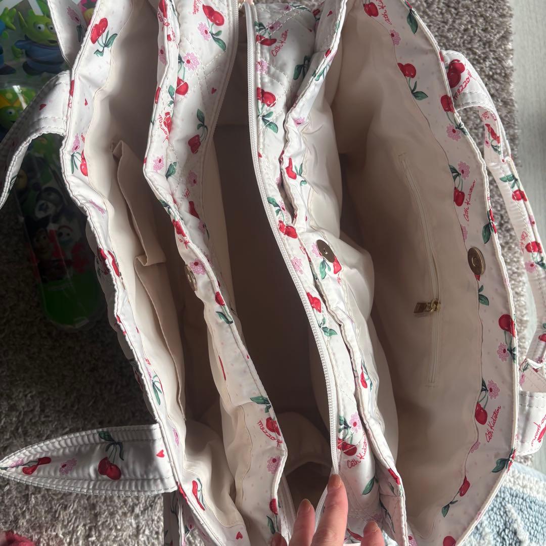 mezzo piano cath kidston マザーズバック　うさぎチャーム