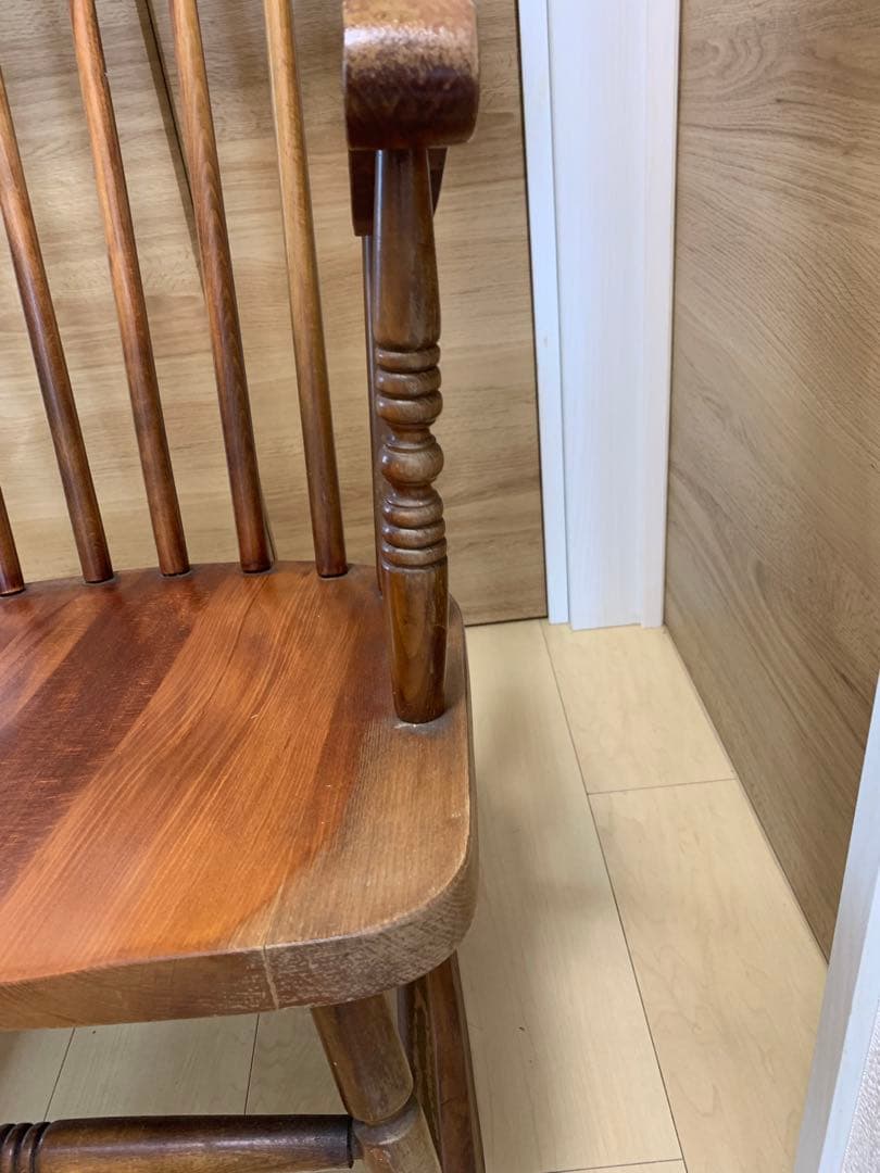 【引取り限定】キツツキマークの飛騨産業　ロッキングチェア