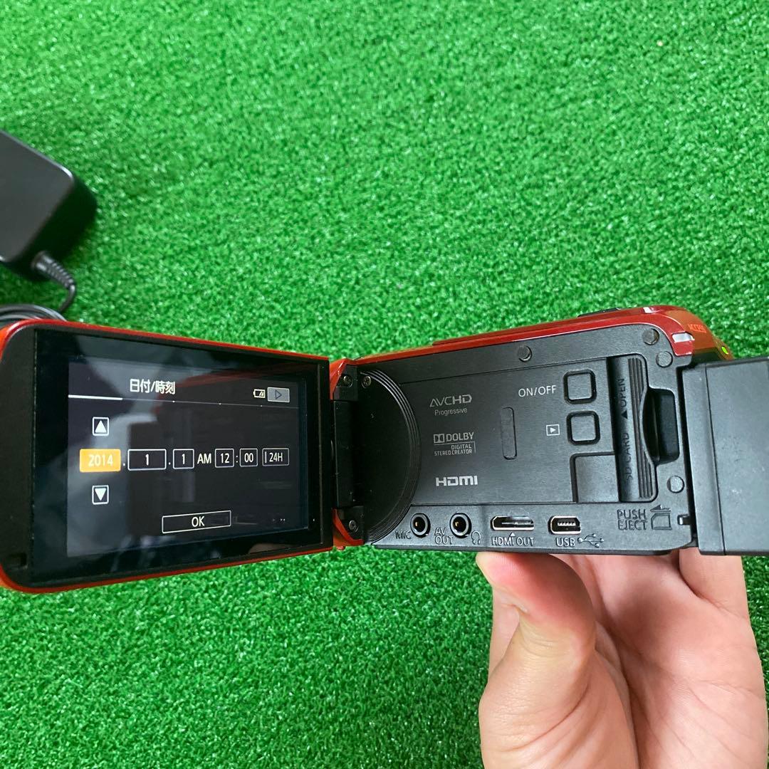 Canon ビデオカメラ　ivis HF R52 レッド