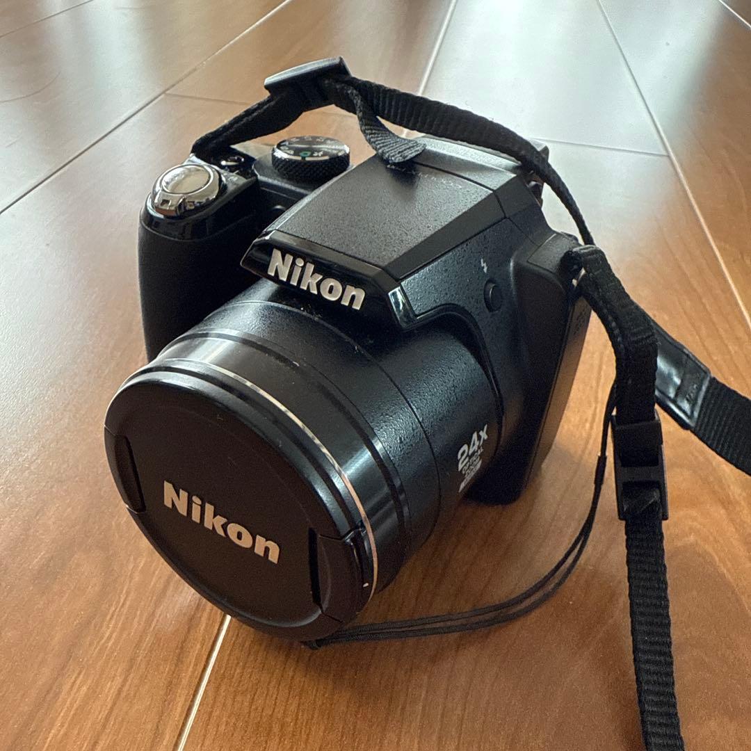 【Nikon】COOLPIX P90 充電器・三脚付き