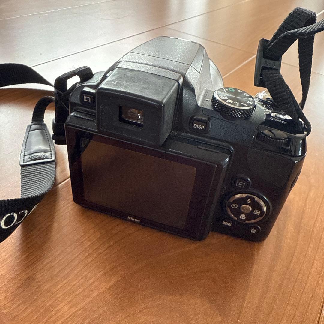 【Nikon】COOLPIX P90 充電器・三脚付き
