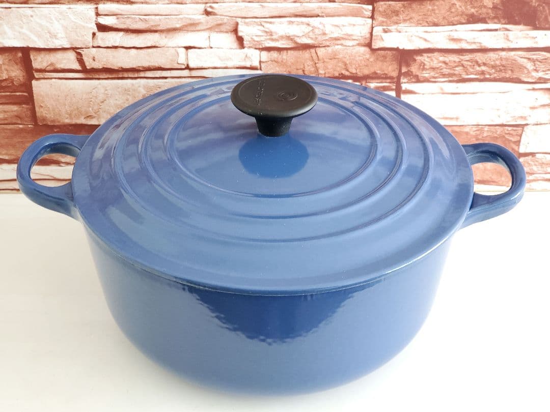 【美品】ル・クルーゼ　ココットロンド　20㎝　旧ブルー