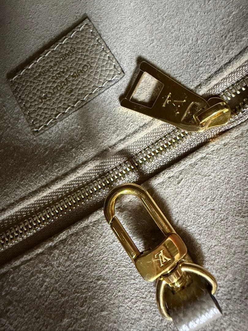 ルイ・ヴィトン オンザゴーPM バイカラー