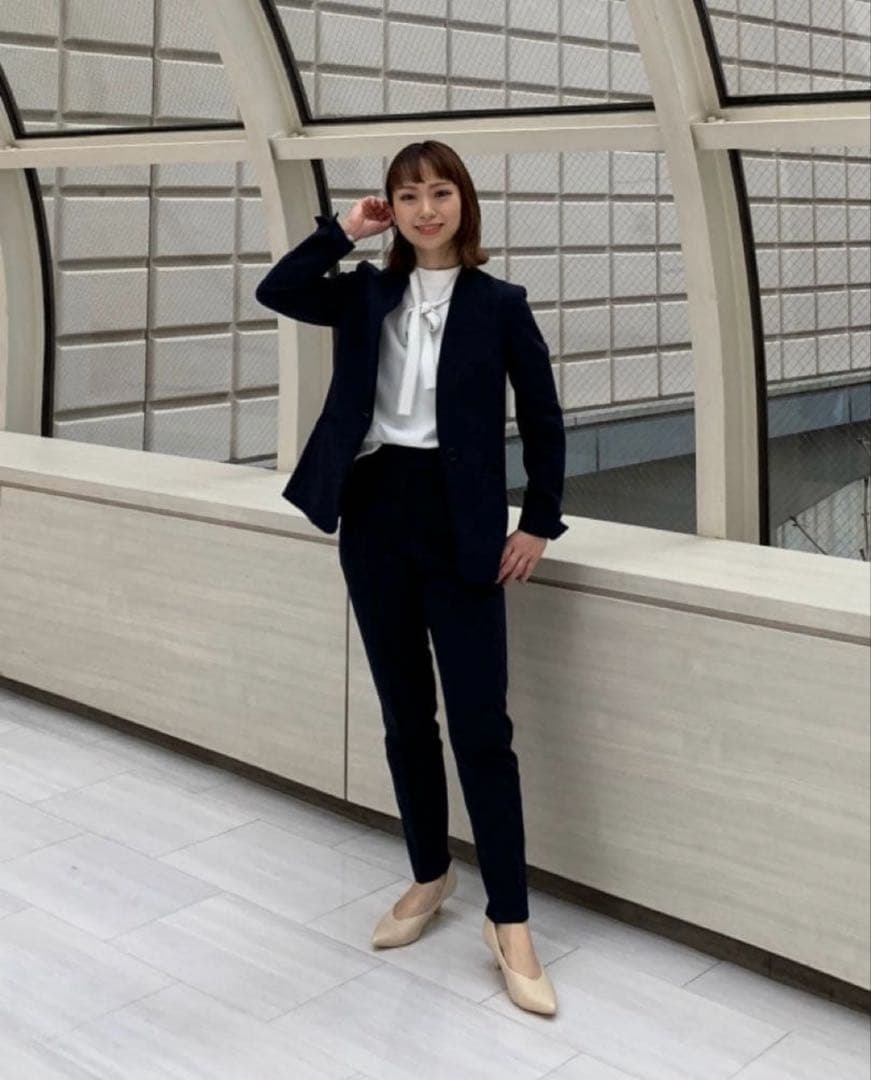 プラステ　ウォームリザーブ　パンツスーツ　ネイビー　S