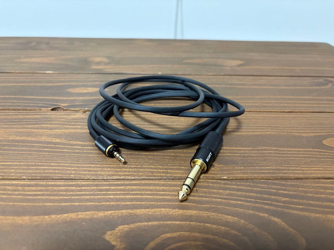 ヘッドホン SONY MDR-MV1