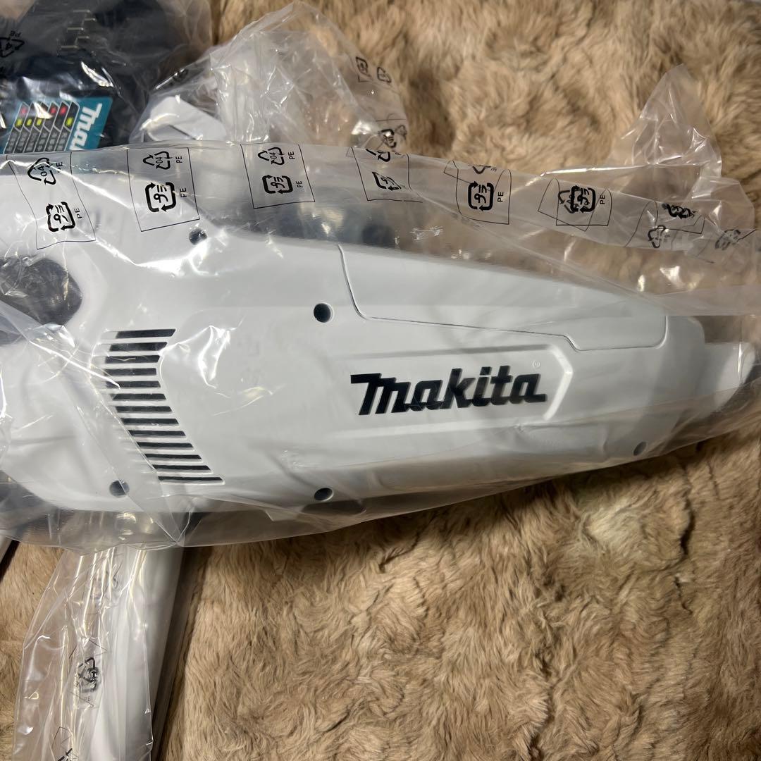 マキタ コードレス掃除機CL107 紙パック式 CL107FDSHW