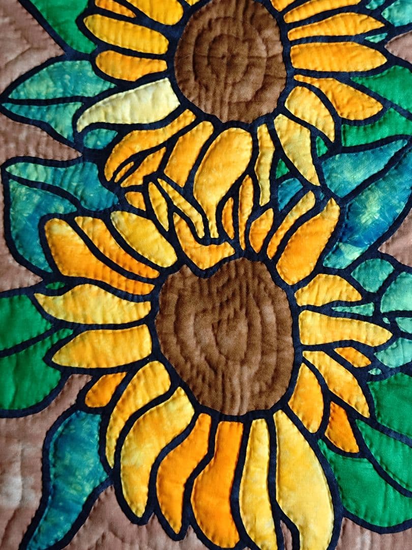 ひまわりのタペストリー・テーブルランナー