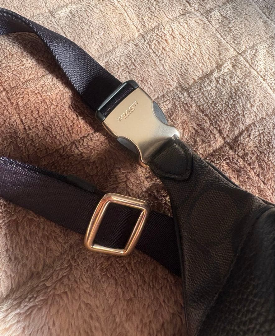 COACH ボディバッグ ブラック ブラウン