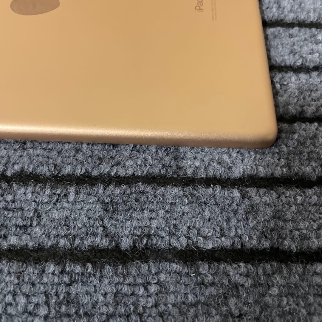 115 iPad 8世代 32GB Wi-Fi ゴールド