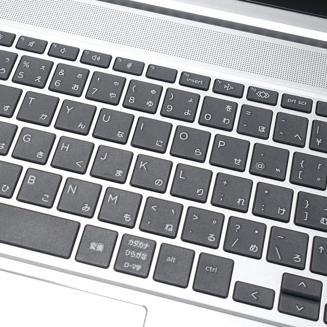 超高速ＳＳＤ２５６ＧＢ搭載✨極美品の東京生産✨１０コア１２スレの１２世代コアｉ５