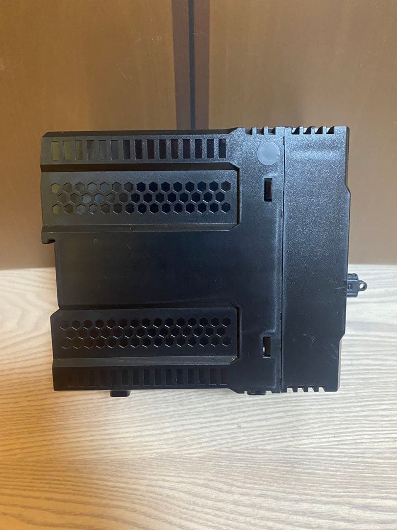 Omron ZW-5000T ファイバ同軸変位センサ用アンプ