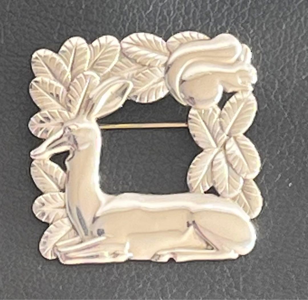   ジョージジェンセンブローチ 鹿 とリス 318