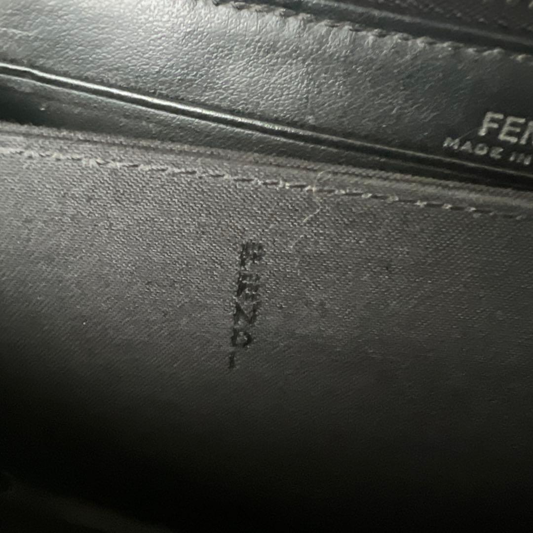 Fendi ジッパー式長財布 モノグラム柄