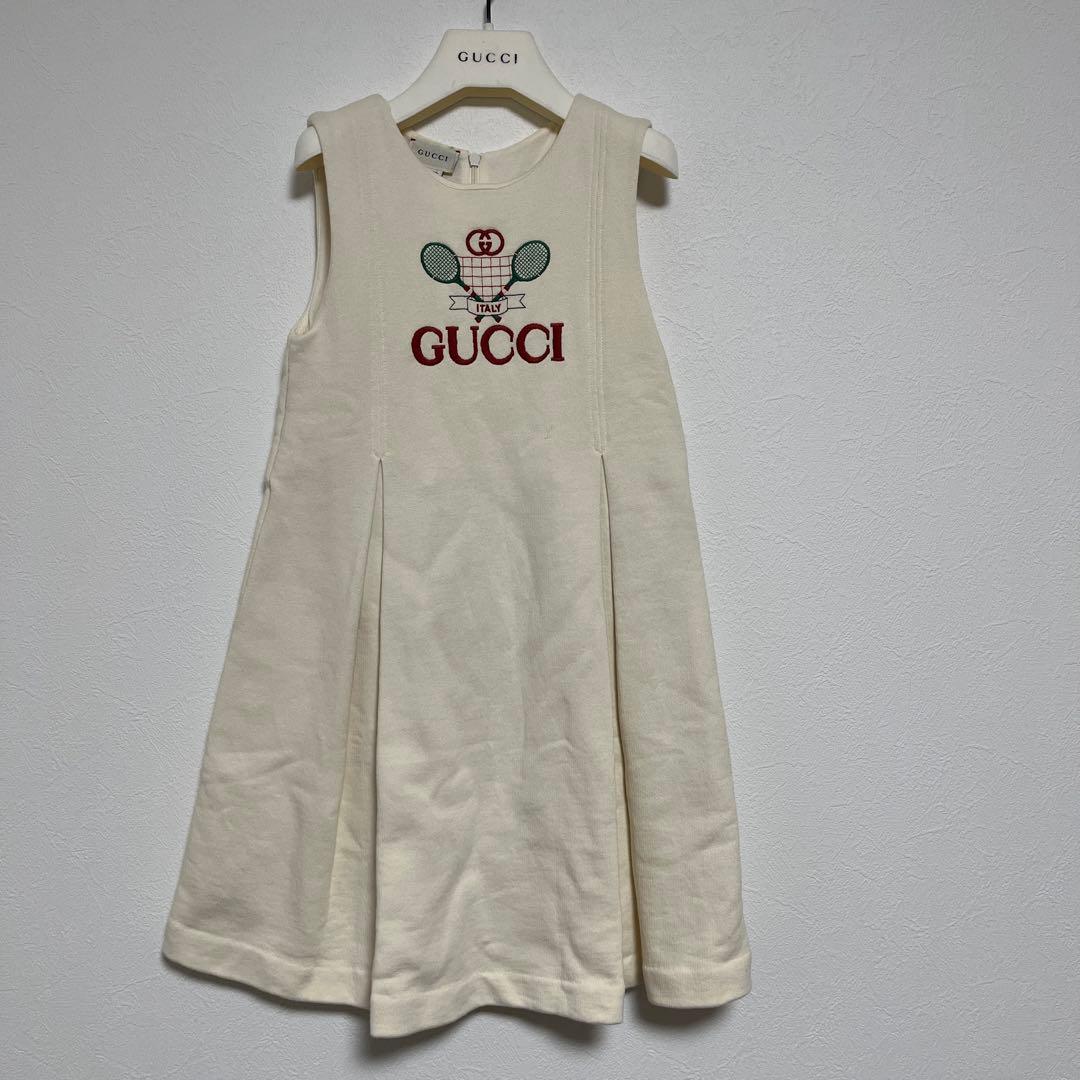 GUCCI グッチ　ノースリーブワンピース アイボリー　130cm