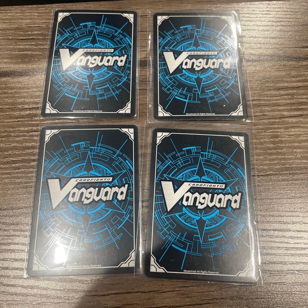 クーリング・ハート ユイカ 4枚