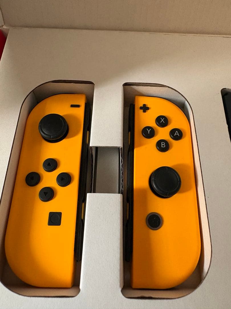 Nintendo Switch 本体 イエロー Joy-Con付き