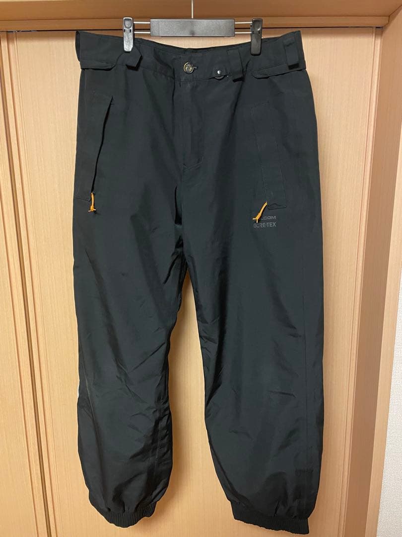 ボルコム ARTHUR LONGO GORE-TEX PANTS Mサイズ
