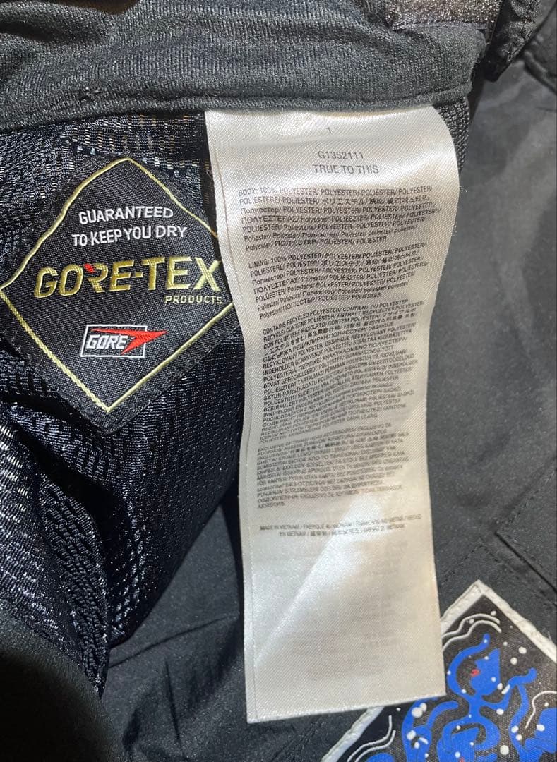 ボルコム ARTHUR LONGO GORE-TEX PANTS Mサイズ