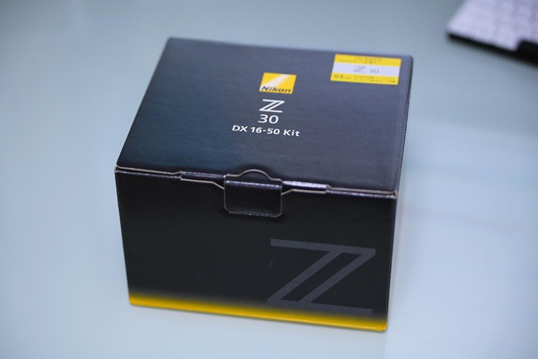 Nikon Z30 ミラーレスカメラ