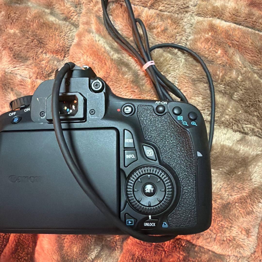 Canon EOS 60D ＋EF-S 18-55mm