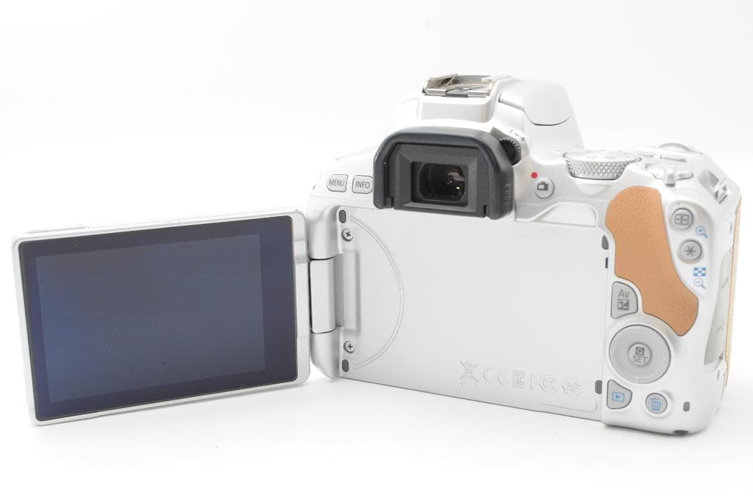 ☆新品級☆冬休みSALE☆ Canon EOS Kiss x9 ダブルレンズ