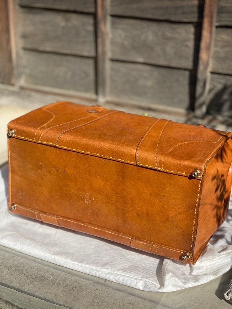 ドクターズバッグ　ダレスバッグ　本革　アンティーク　未使用　経年劣化あり　鍵付き