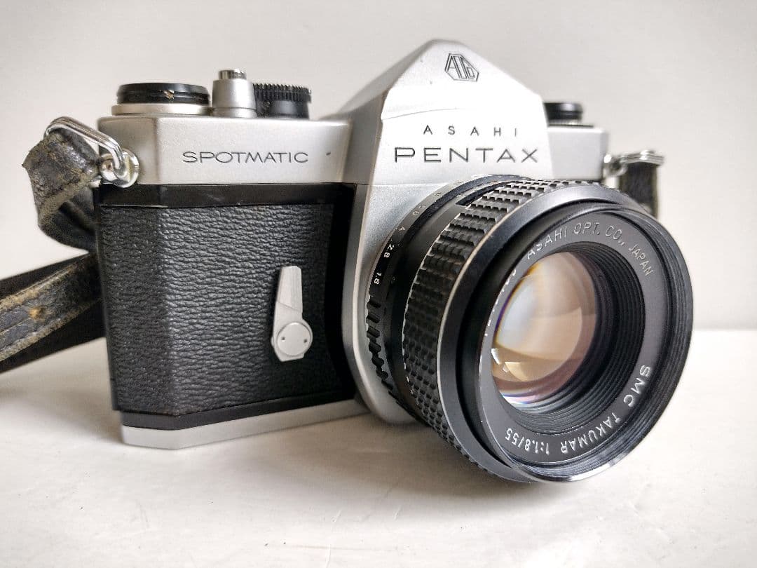 142【匿名配送】 ペンタックス SP 一眼レフ フィルムカメラ 露出計OK