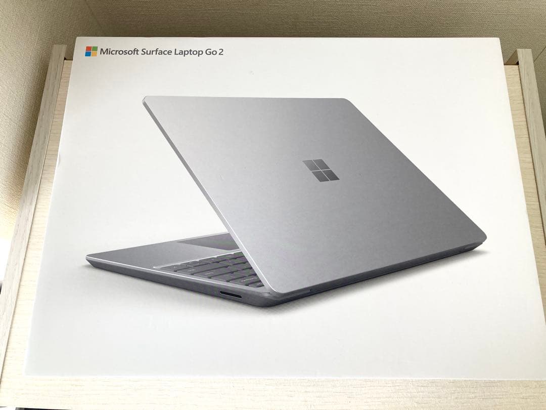 Surface Laptop Go 2 i5/8GB/256GB office付