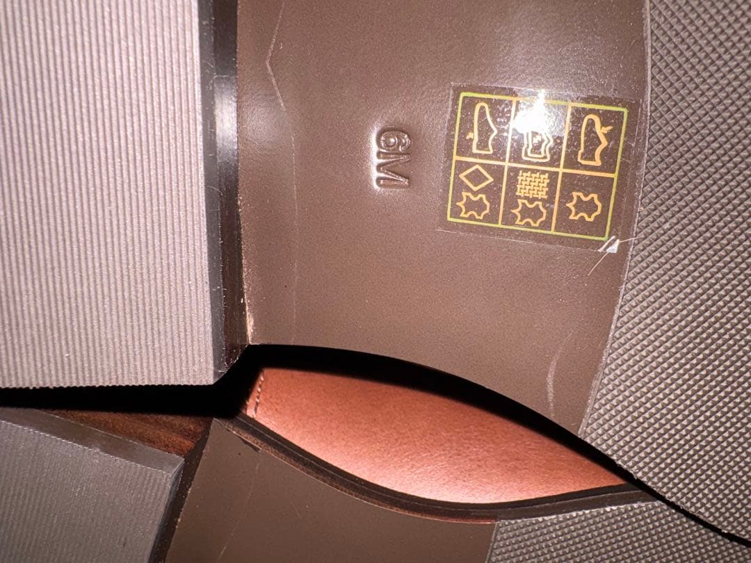 未使用トリーバーチブラウンレザー ロングブーツ ジッパー付き