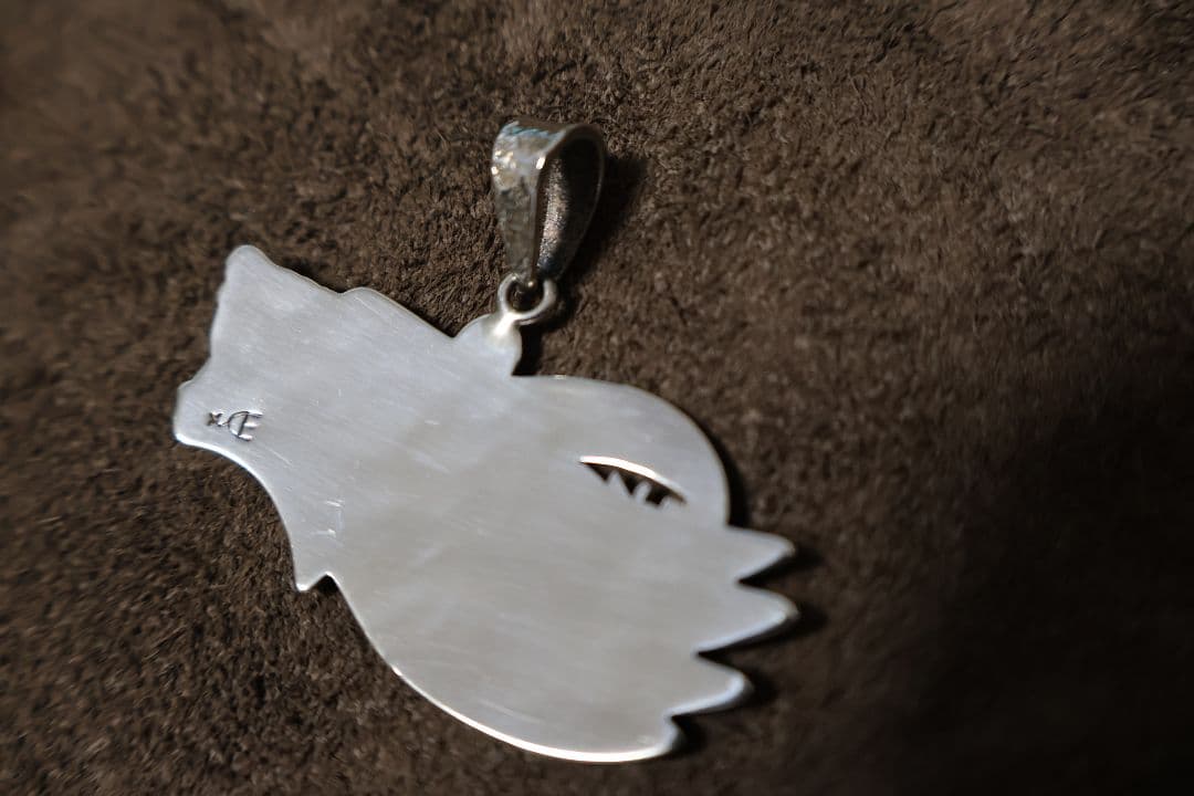 ホピ インディアンジュエリー ルーベン・ソウフキー ベアーペンダントトップ