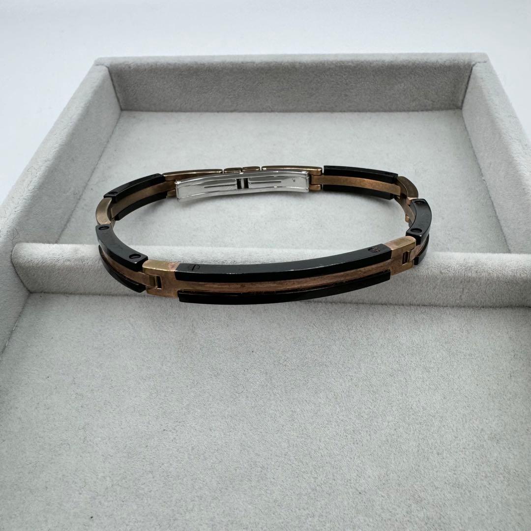 CHIMENTO ブレスレット　バングル　ブラック　ゴールド　ブロンズカラー