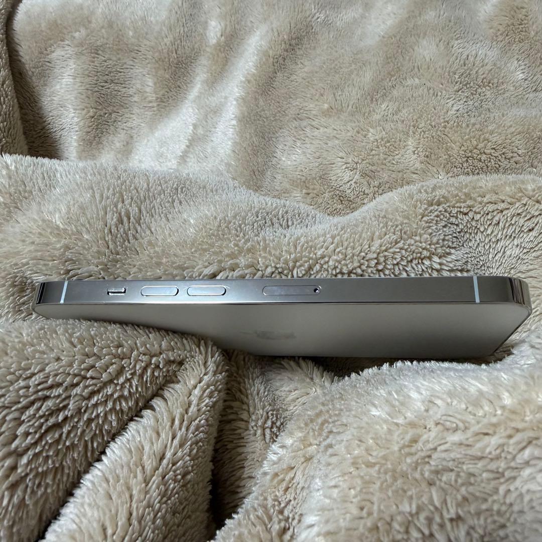 う*ち様 Apple iPhone 13 Pro シルバー 本体 256gb