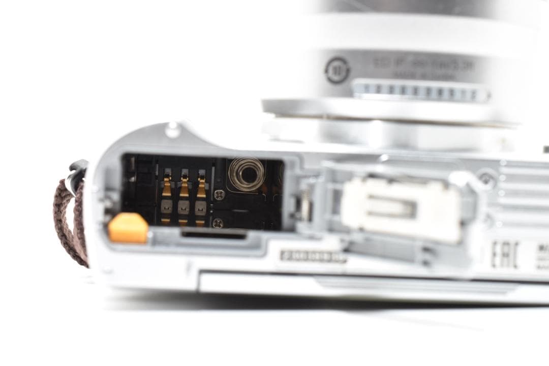 Nikon ニコン 1 J5 30-110mm レンズキット