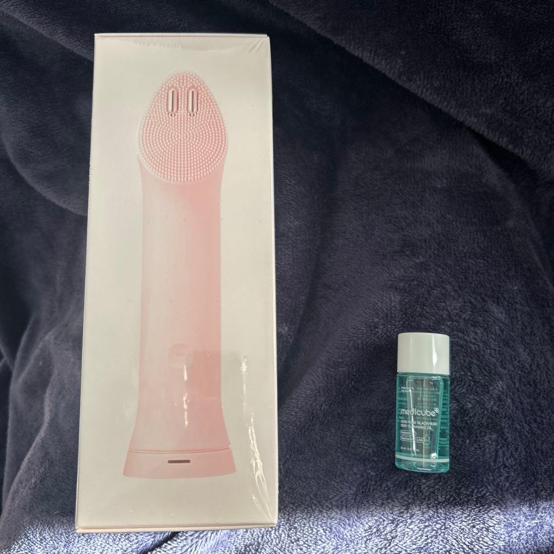 メディキューブ medicube クレンザーヘッド 新品未開封 ピンク オイル