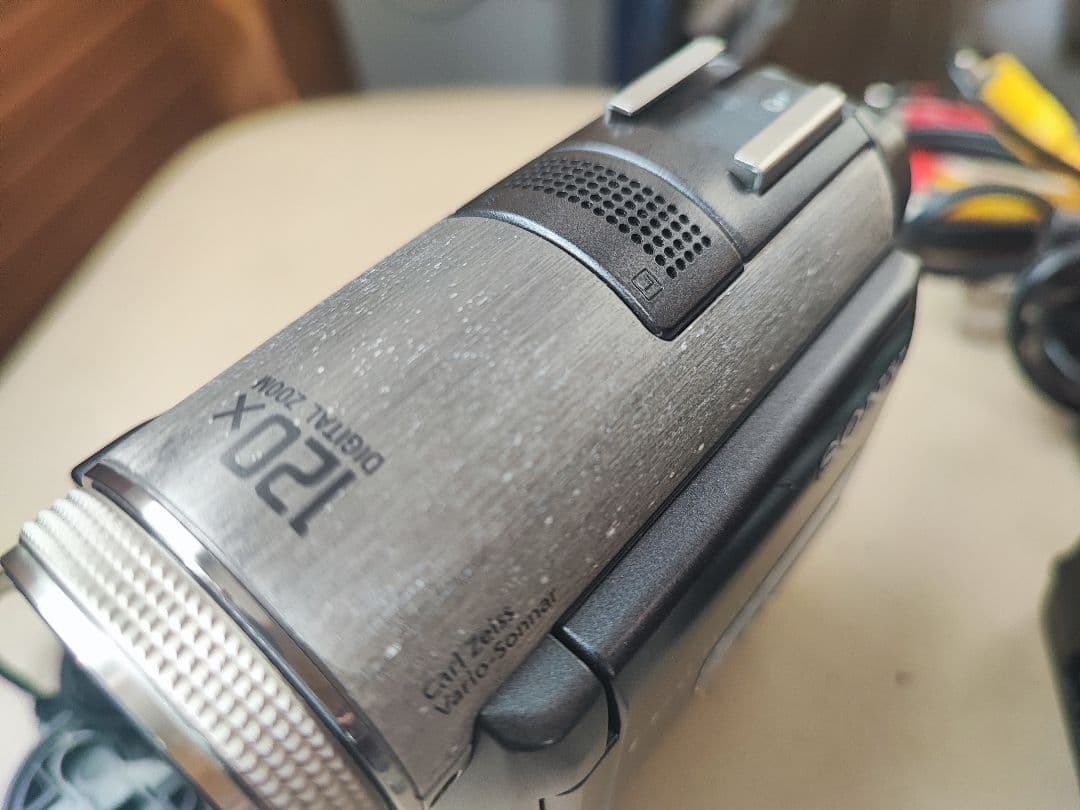 SONYデジタルビデオカメラ おまけハンディカムDCR-PC350