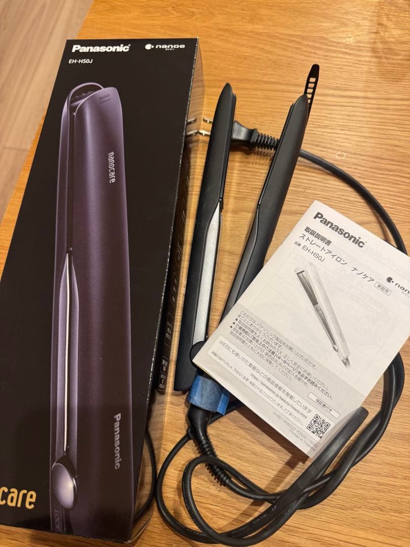 《エルサ専用》Panasonic ストレートアイロン ナノケア EH-HS0J