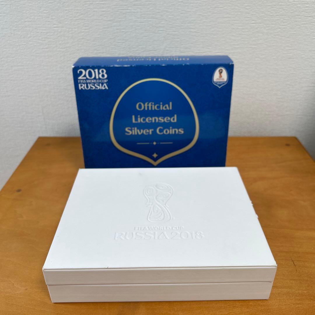FIFA WORLD CUP RUSSIA 記念銀貨　プルーフ硬貨　ケース入り