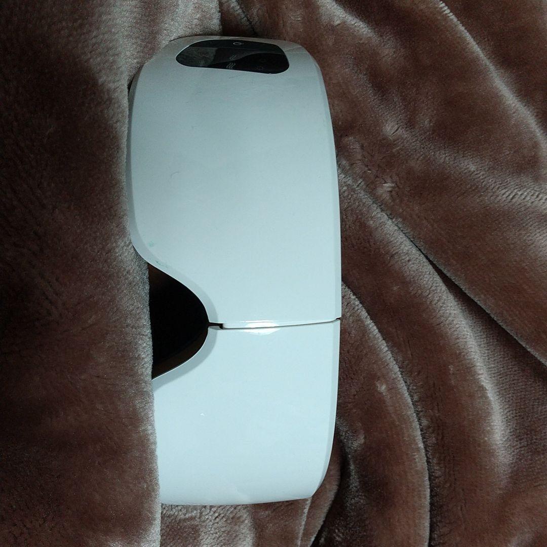 目のマッサージ機