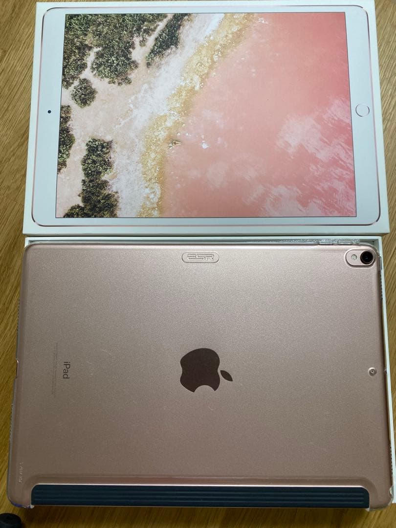 iPad Pro 10.5 A1701 & Smart Keyboard 日本語