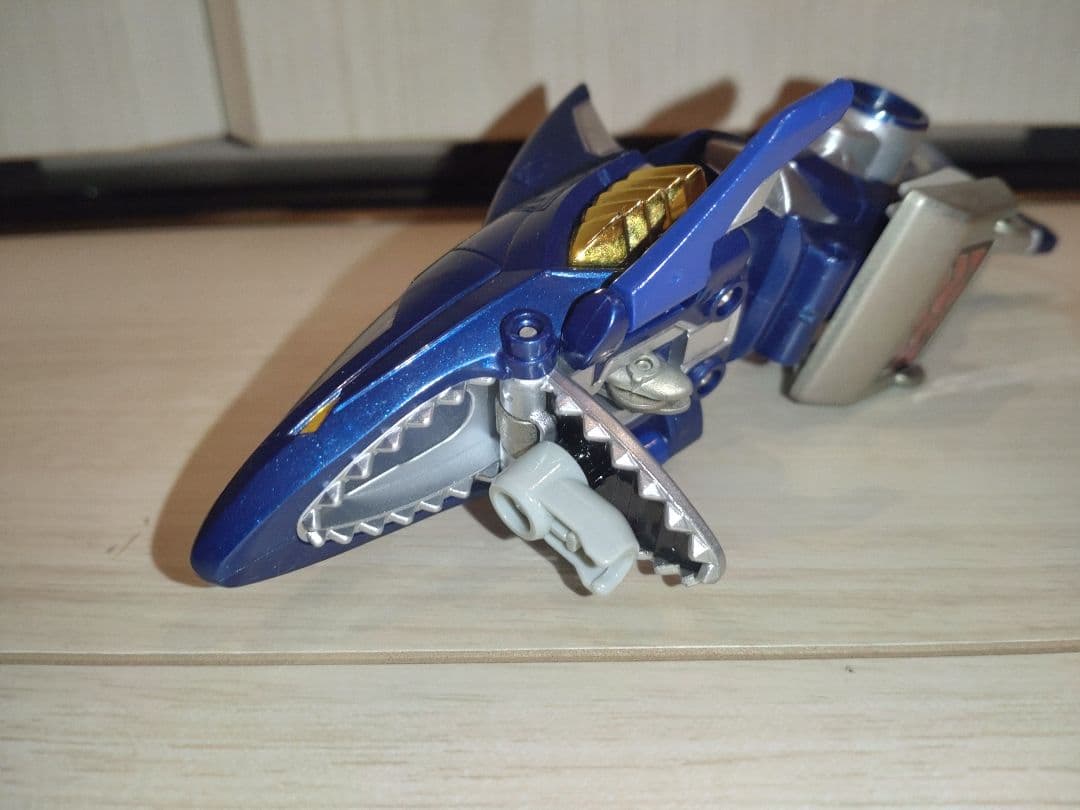 ガオレンジャー　ガオシャーク　単品